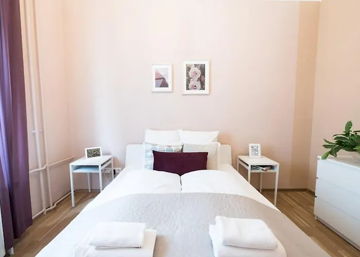 Ultra - Next To The Synagogue - Air Conditioning Daire