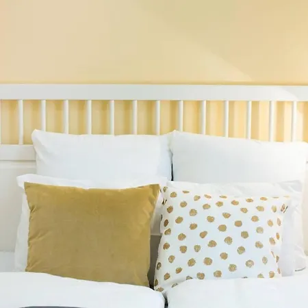 Ultra - Next To The Synagogue - Air Conditioning