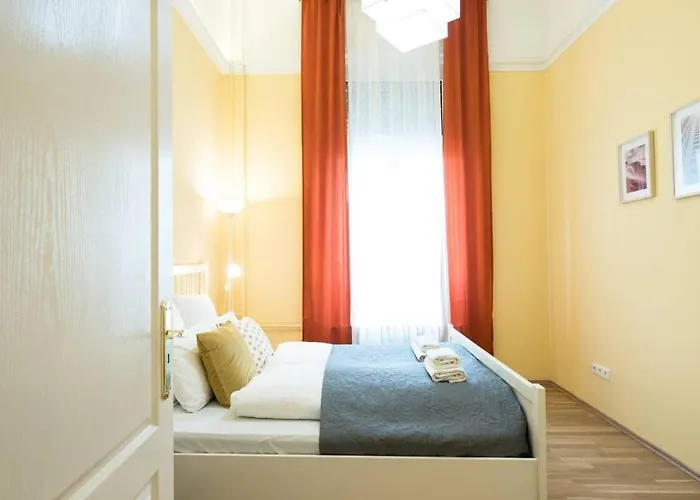 Ultra - Next To The Synagogue - Air Conditioning Apartament