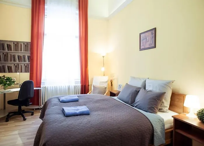 Ultra - Next To The Synagogue - Air Conditioning